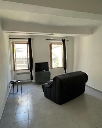 Joli Appartement Au Coeur Du Village Lorgues Esterno foto
