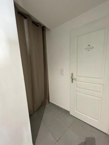 Joli Appartement Au Coeur Du Village Lorgues Esterno foto